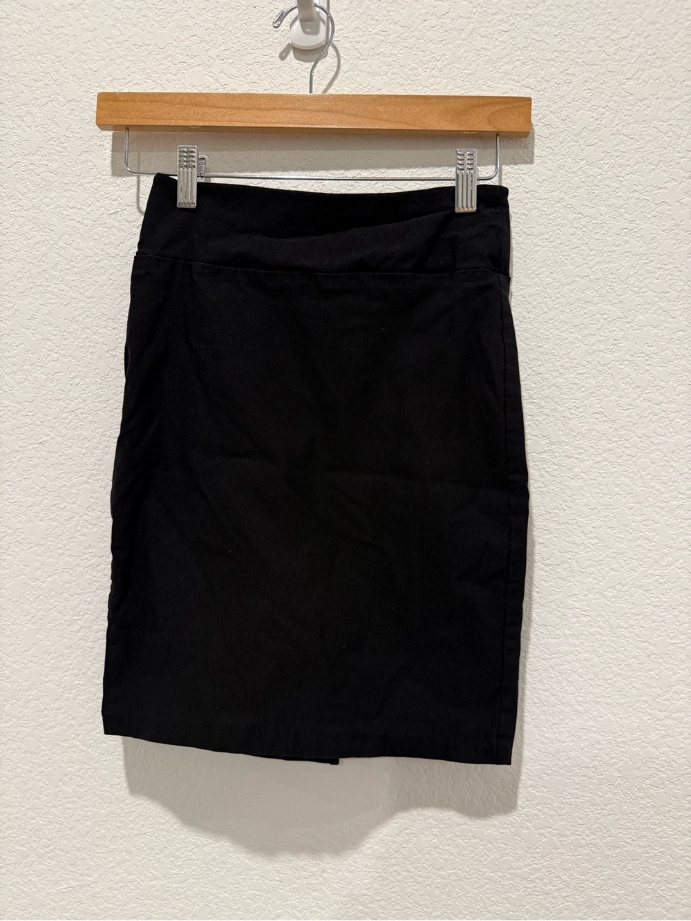 Iz Byer Black Pencil Skirt